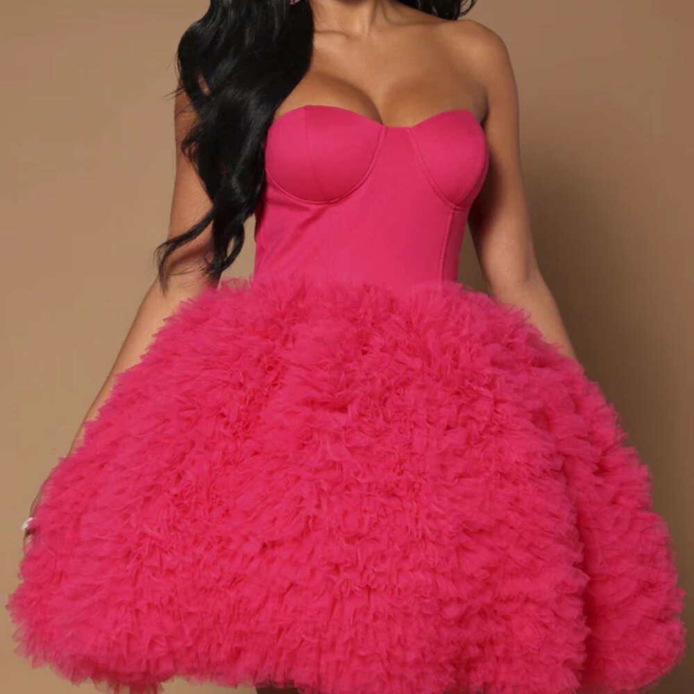 Nikki Ruffle Mini Dress - by Fashion Nova Luxe